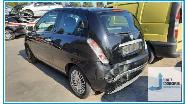 LANCIA YPSILON TE del 2007 parti usate e ricambi