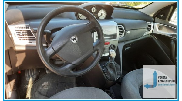 LANCIA YPSILON TE del 2007 parti usate e ricambi