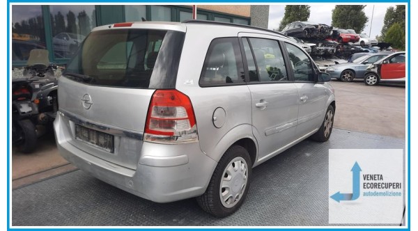 OPEL ZAFIRA A05 del 2008 parti usate e ricambi