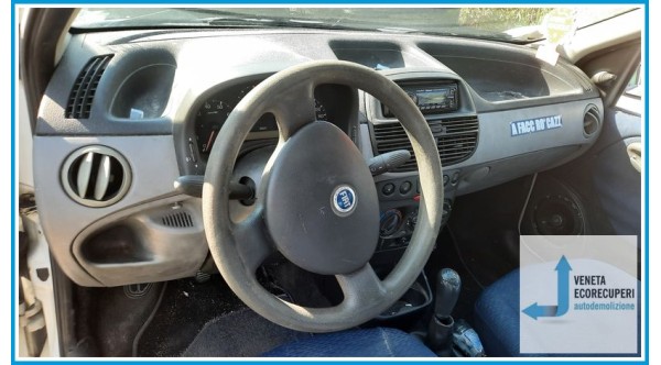 FIAT PUNTO 1N/1P del 2000 parti usate e ricambi