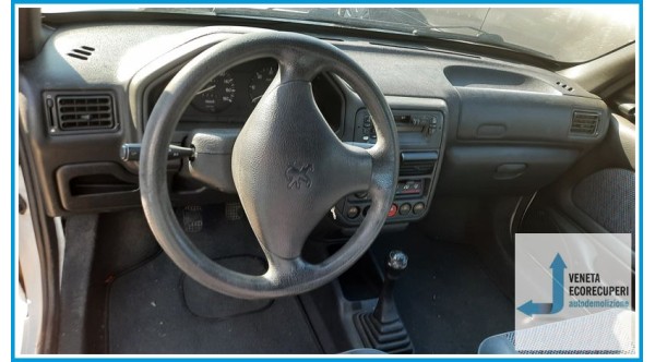 PEUGEOT 106  del 1998 parti usate e ricambi