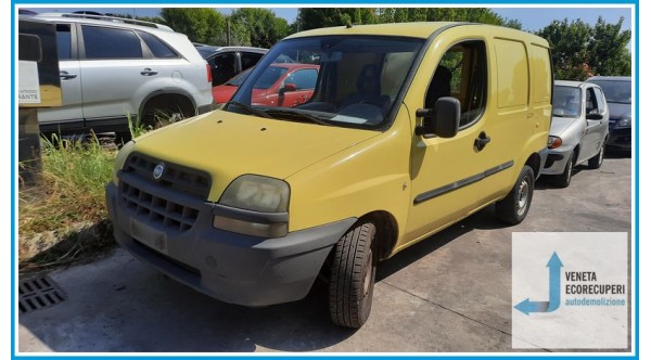 FIAT DOBLO' CARGO 1W del 2003 parti usate e ricambi