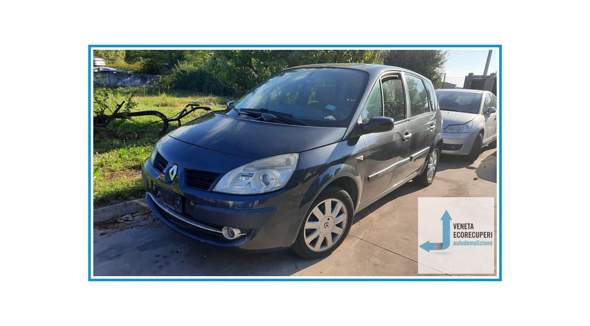 RENAULT SCENIC 2a Serie  del 2007 parti usate e ricambi