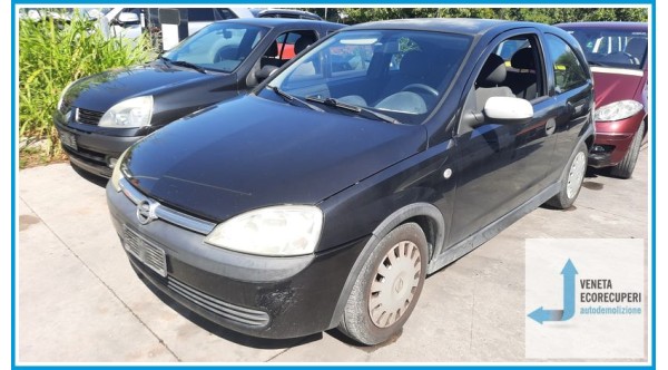 OPEL CORSA X01 del 2004 parti usate e ricambi