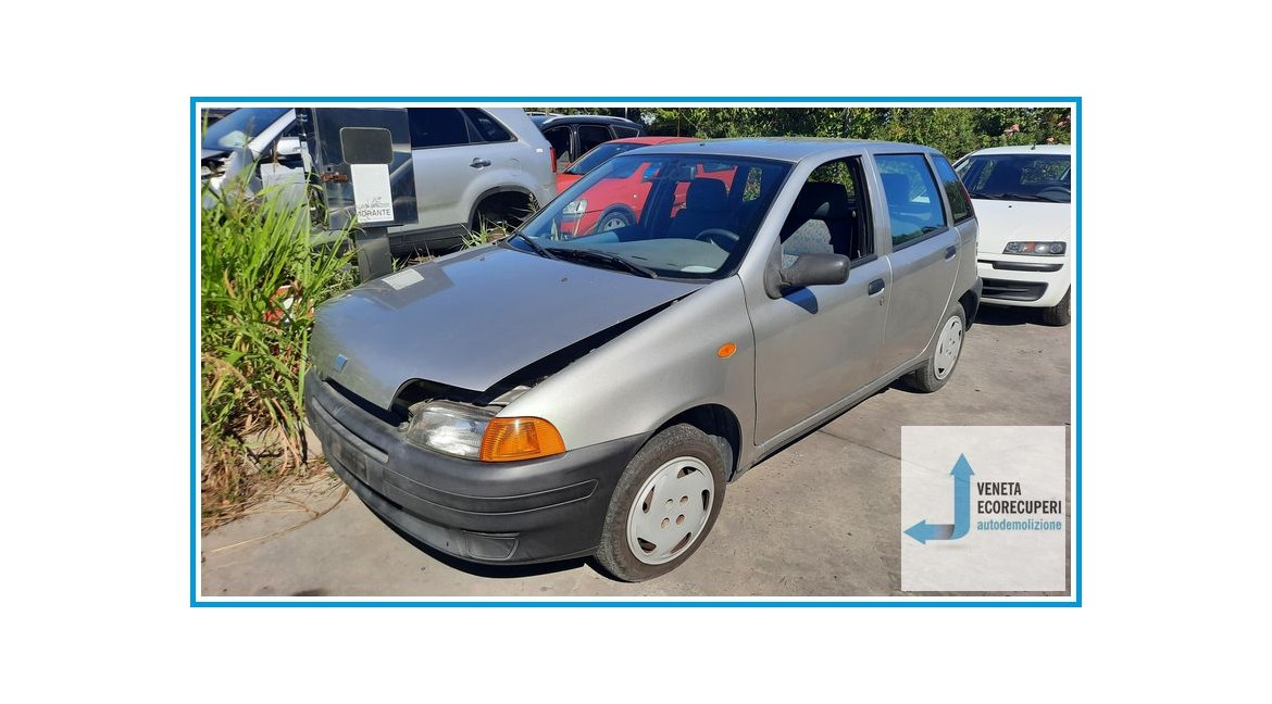 FIAT PUNTO 1a Serie  del 1997 parti usate e ricambi