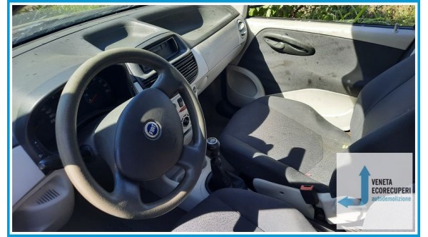 FIAT PUNTO 2U del 2003 parti usate e ricambi