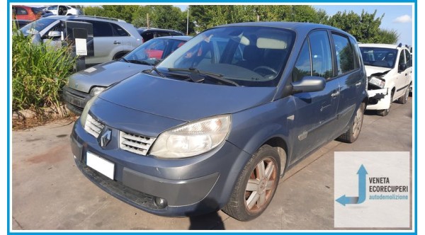 RENAULT MEGANE 2a Serie  del 2006 parti usate e ricambi