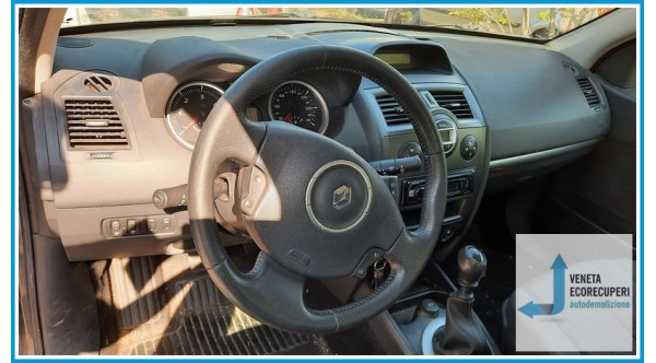 RENAULT MEGANE 2a Serie  del 2006 parti usate e ricambi