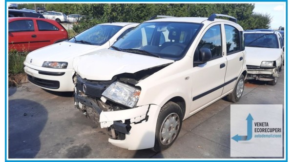 FIAT PANDA 0X del 2011 parti usate e ricambi