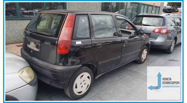 FIAT PUNTO 1a Serie  del 1997 parti usate e ricambi