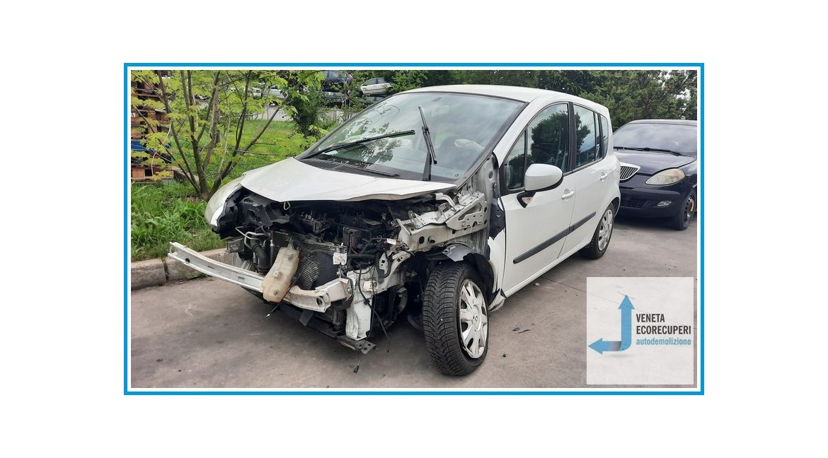 RENAULT MODUS 2a Serie  del 2009 parti usate e ricambi