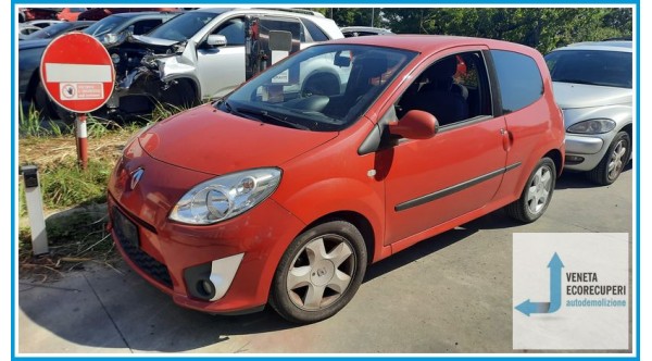 RENAULT TWINGO 2a Serie  del 2007 parti usate e ricambi