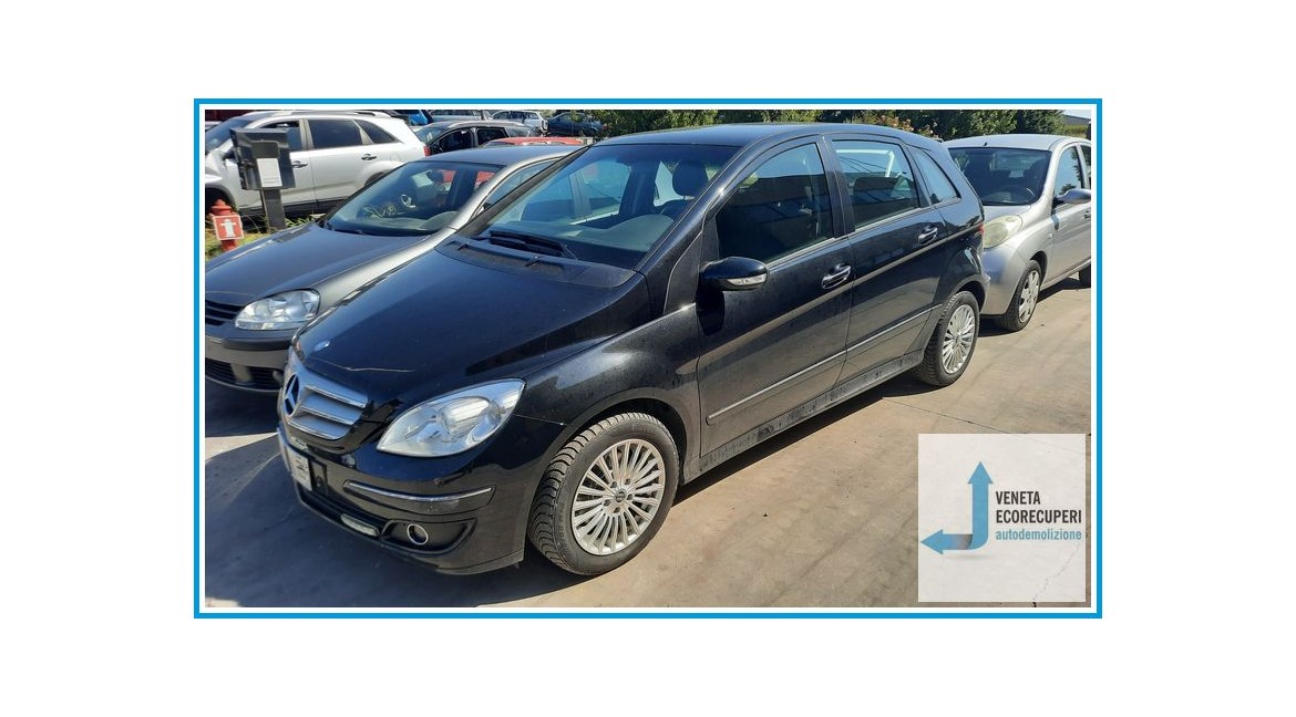 MERCEDES-BENZ Classe B T245 del 2008 parti usate e ricambi