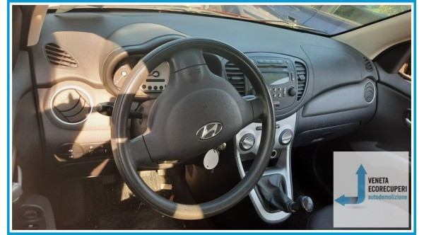 HYUNDAI i10  del 2010 parti usate e ricambi