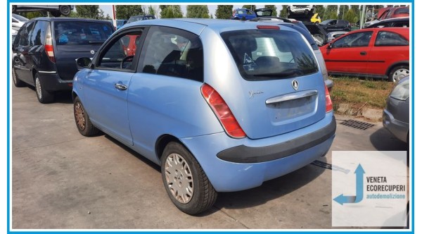 LANCIA YPSILON TE del 2003 parti usate e ricambi