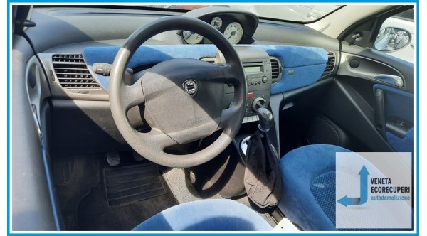 LANCIA YPSILON TE del 2003 parti usate e ricambi