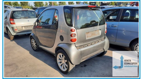 SMART FORTWO A/C450 del 2005 parti usate e ricambi