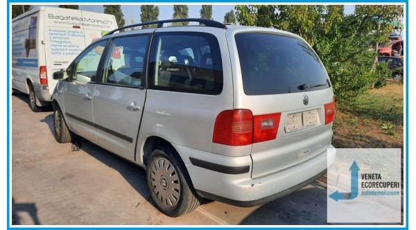 SEAT ALHAMBRA 7V del 2002 parti usate e ricambi