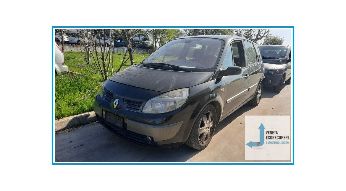 RENAULT SCENIC 2a Serie  del 2004 parti usate e ricambi