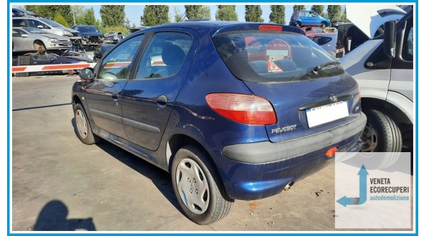 PEUGEOT 206  del 2002 parti usate e ricambi