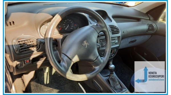 PEUGEOT 206  del 2002 parti usate e ricambi