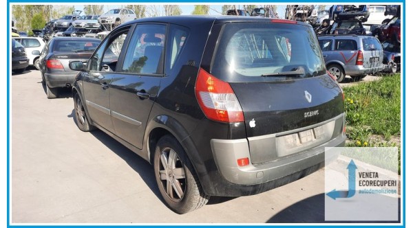 RENAULT SCENIC 2a Serie  del 2004 parti usate e ricambi