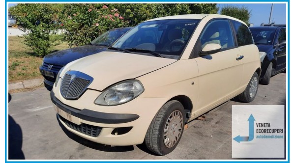 LANCIA YPSILON TE del 2006 parti usate e ricambi