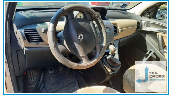 LANCIA YPSILON TE del 2006 parti usate e ricambi
