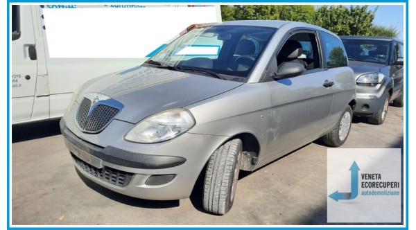 LANCIA YPSILON TE del 2006 parti usate e ricambi