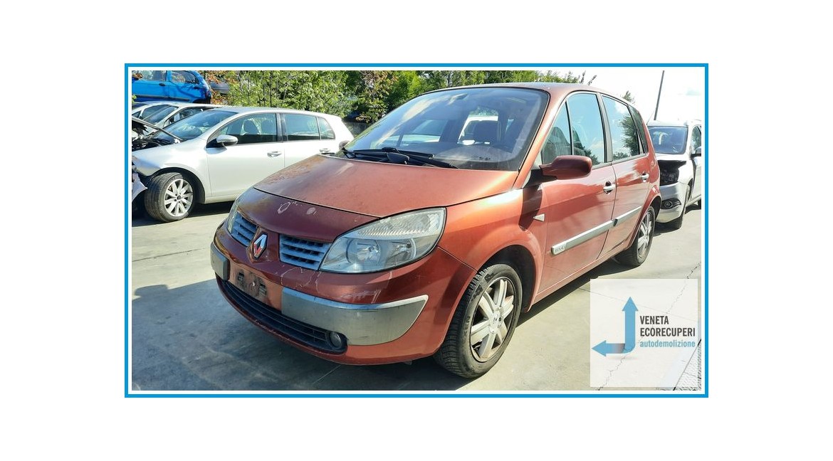 RENAULT SCENIC 2a Serie  del 2003 parti usate e ricambi