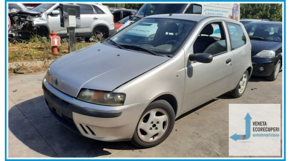 FIAT PUNTO 1N/1P del 2004 parti usate e ricambi