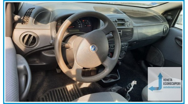 FIAT PUNTO 2U del 2005 parti usate e ricambi