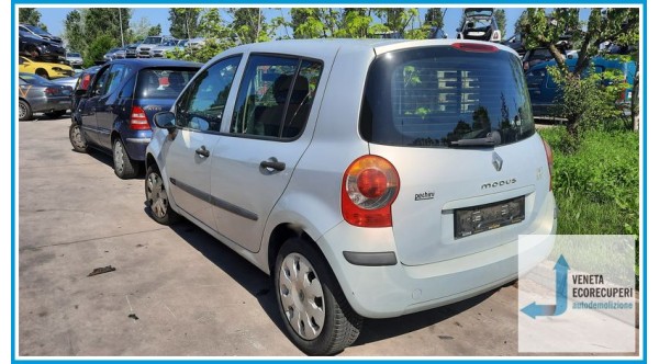 RENAULT MODUS 1a Serie  del 2005 parti usate e ricambi