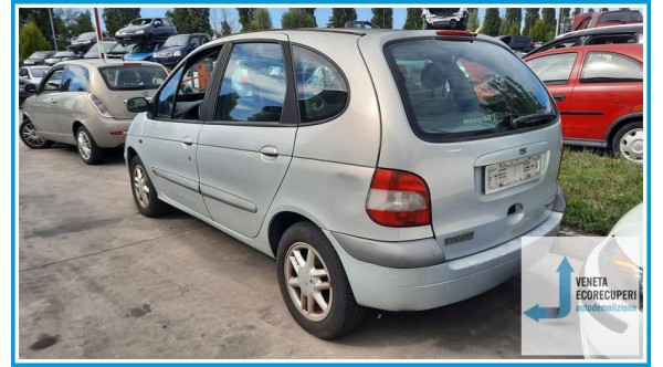 RENAULT MEGANE 1a Serie  del 2002 parti usate e ricambi