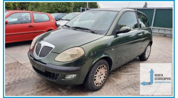 LANCIA YPSILON TE del 2004 parti usate e ricambi
