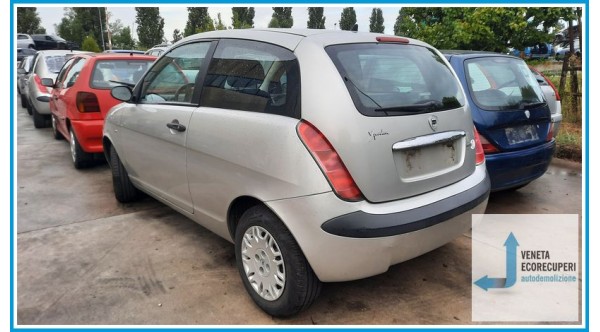 LANCIA YPSILON TE del 2004 parti usate e ricambi