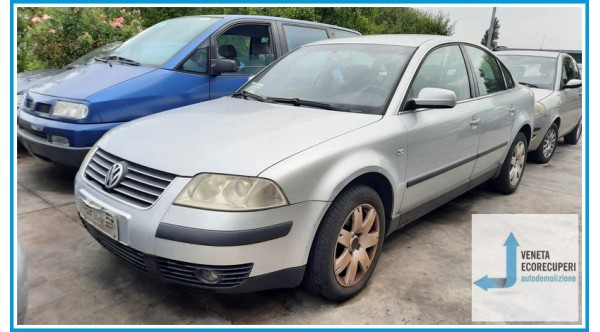 VOLKSWAGEN PASSAT 3B del 2003 parti usate e ricambi