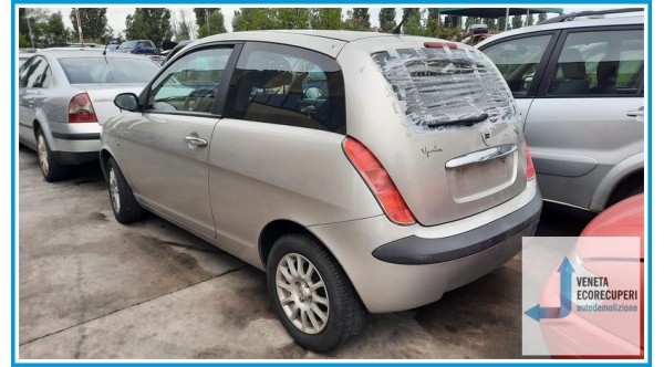 LANCIA YPSILON TE del 2005 parti usate e ricambi