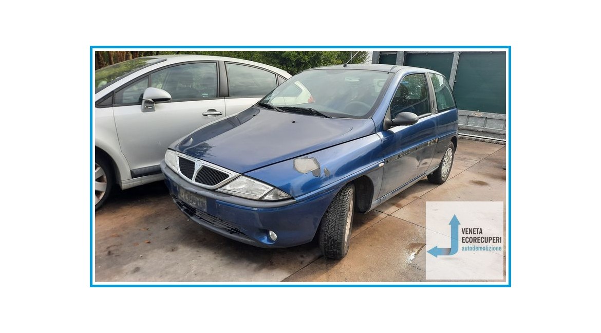LANCIA Y  del 2003 parti usate e ricambi