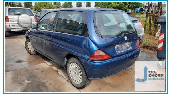 LANCIA Y  del 2003 parti usate e ricambi