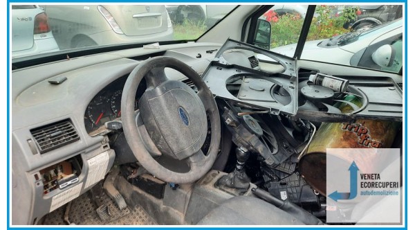 FORD TRANSIT CONNECT TC7 del 2004 parti usate e ricambi