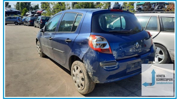 RENAULT CLIO 3a Serie  del 2005 parti usate e ricambi