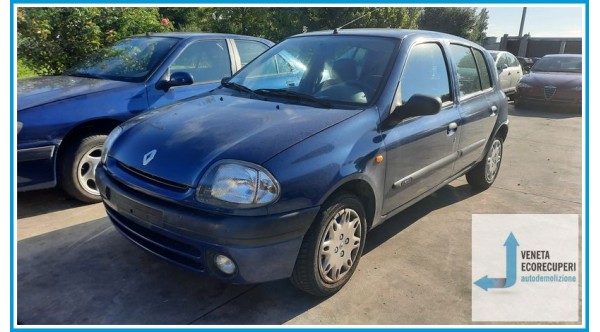 RENAULT CLIO 2a Serie  del 1998 parti usate e ricambi