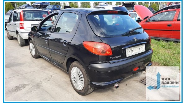 PEUGEOT 206  del 2004 parti usate e ricambi