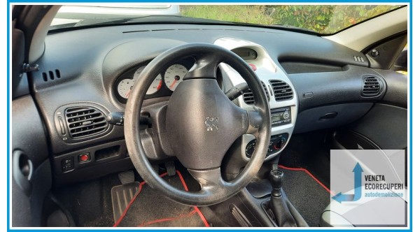 PEUGEOT 206  del 2004 parti usate e ricambi
