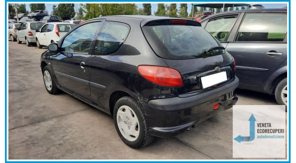 PEUGEOT 206  del 2003 parti usate e ricambi