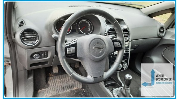 OPEL CORSA S07 del 2010 parti usate e ricambi