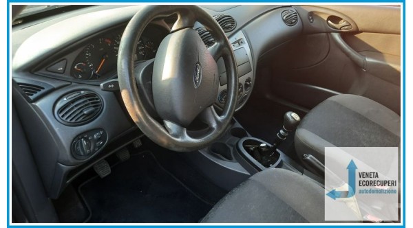 FORD FOCUS CAK del 2002 parti usate e ricambi