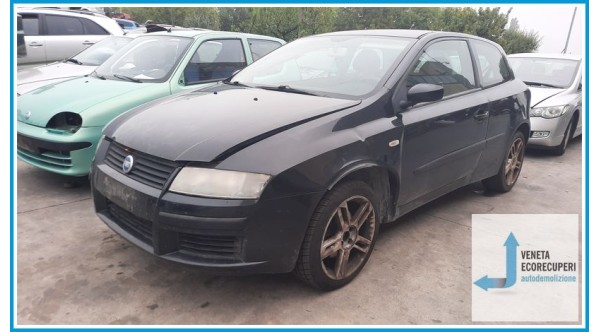FIAT STILO 2V del 2004 parti usate e ricambi
