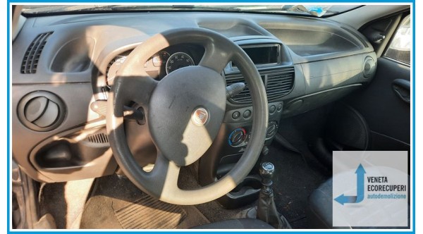 FIAT PUNTO CLASSIC 2U del 2009 parti usate e ricambi